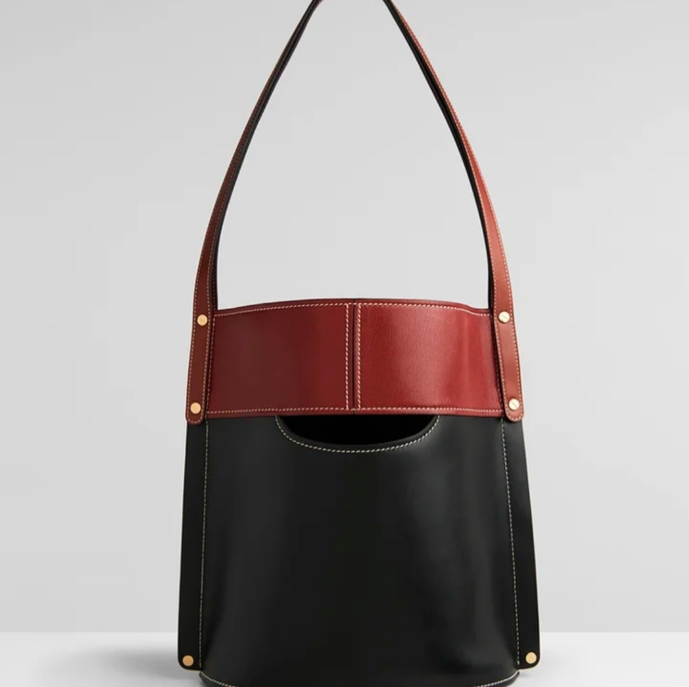 NWT Chloe Aby Medium Bucket - Picture 2 of 6
